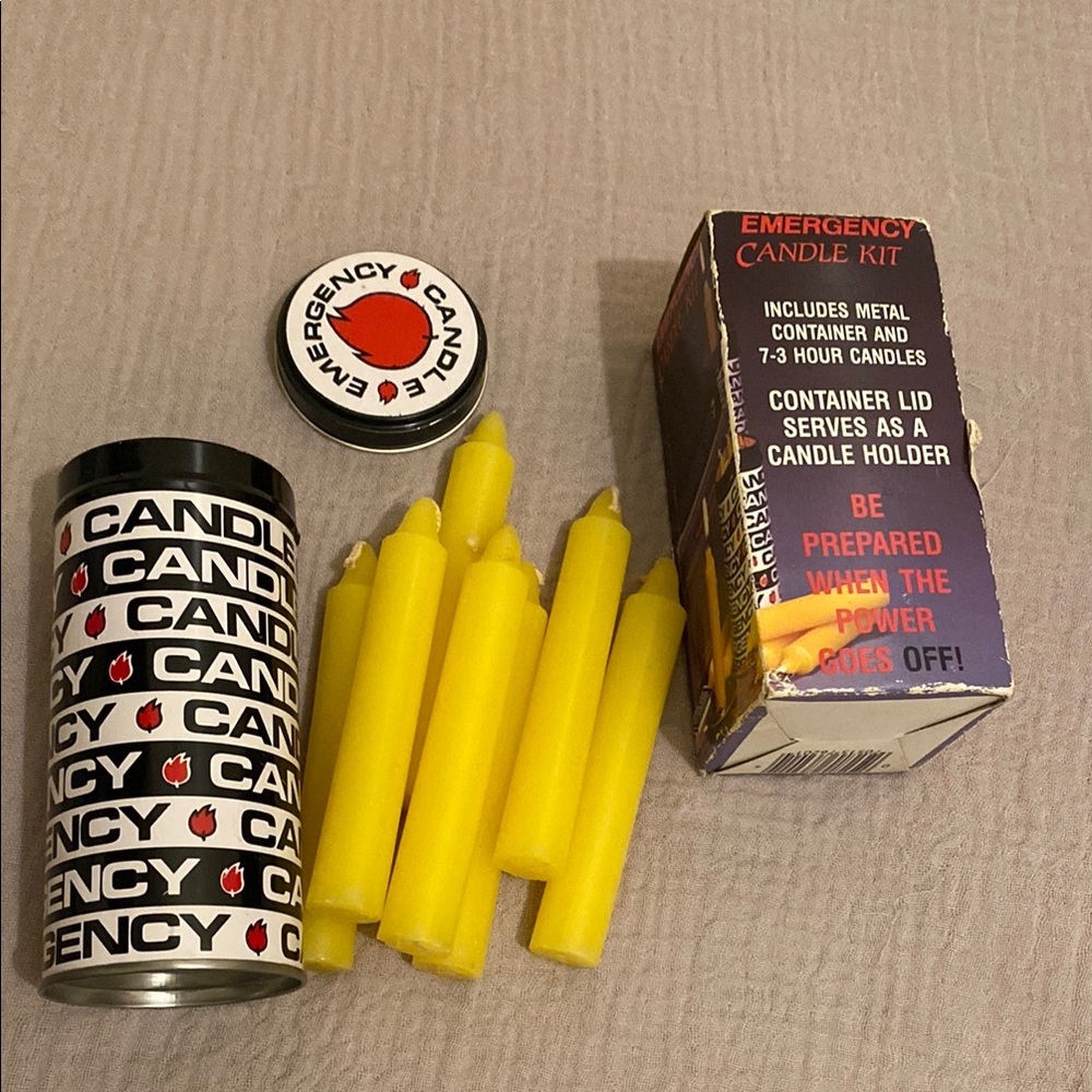 Vintyge Emergency Candle Kit Metal Container with 7 Yellow Candles. New